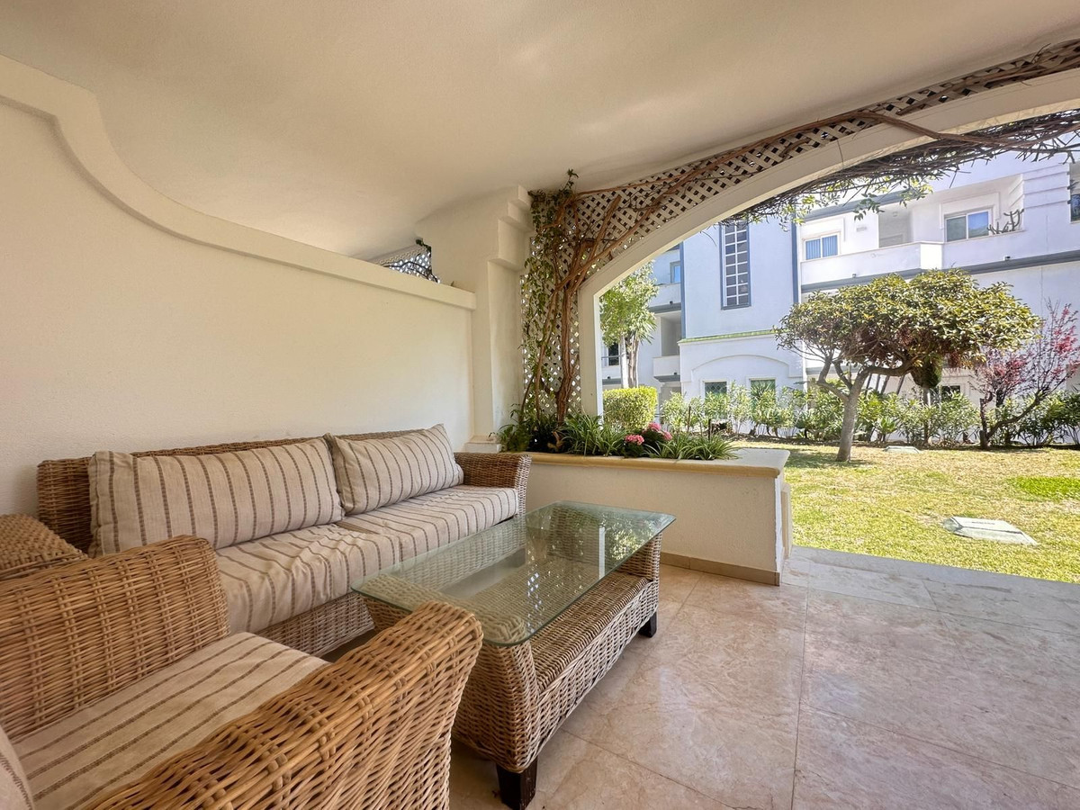 Appartement te koop in Estepona | 2 slaapkamers H5482210
