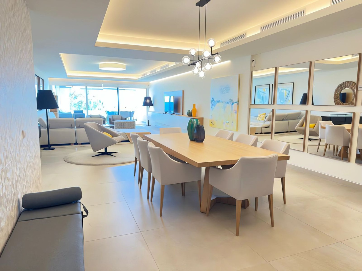Appartement te koop in Estepona | 3 slaapkamers H5482465