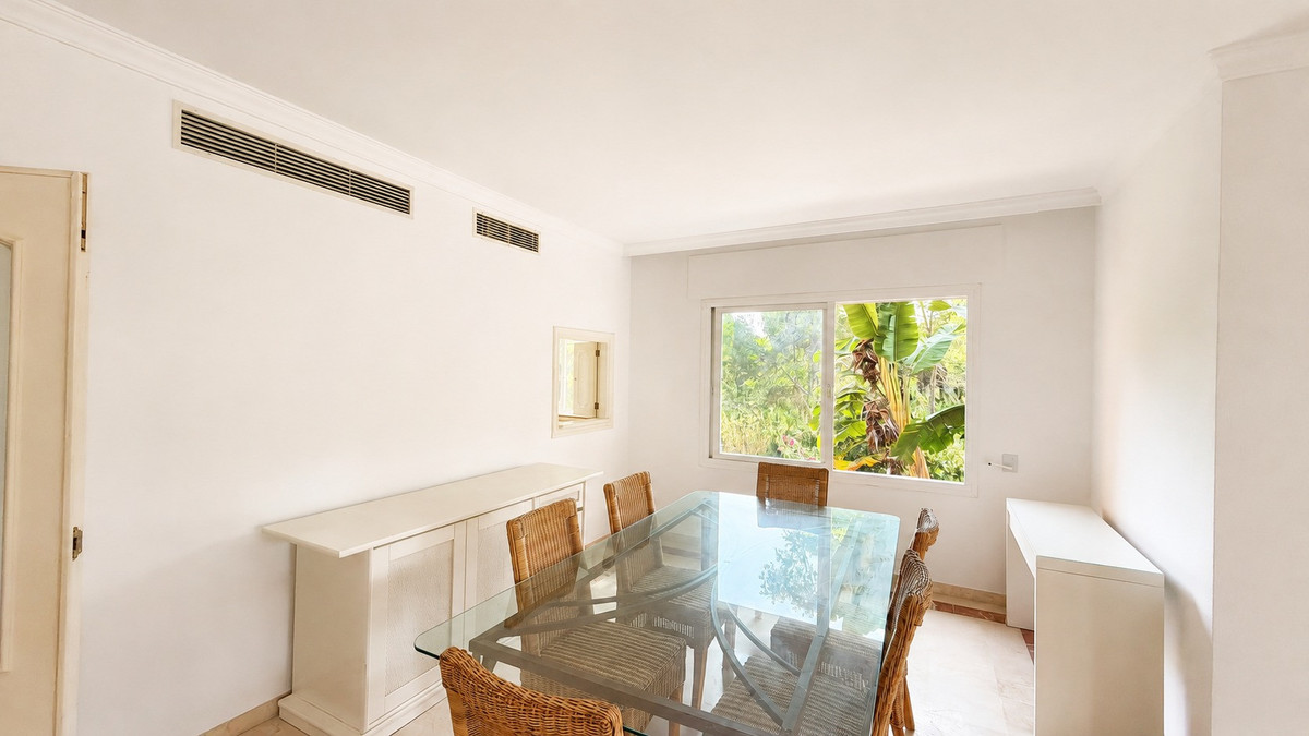 Appartement te koop in Estepona | 4 slaapkamers H5482792