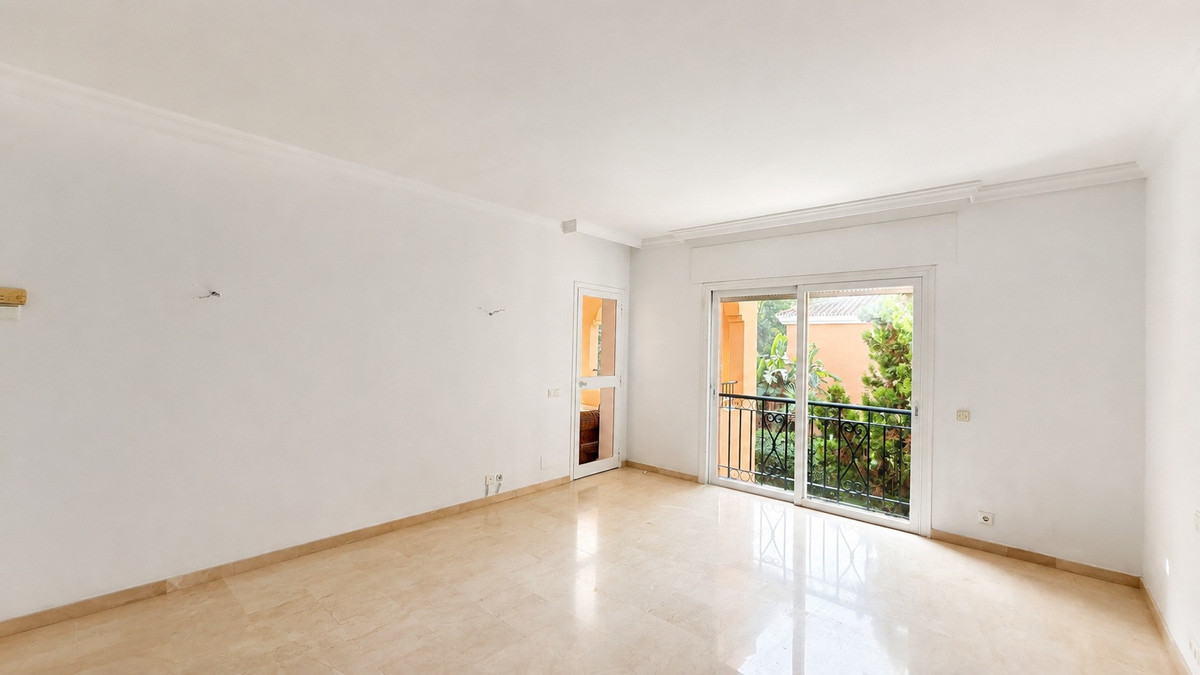 Appartement te koop in Estepona | 4 slaapkamers H5482792