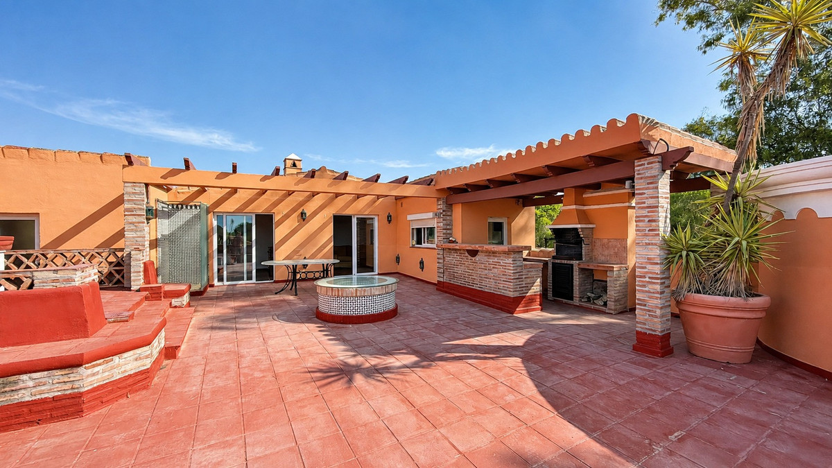 Appartement te koop in Estepona | 4 slaapkamers H5482792