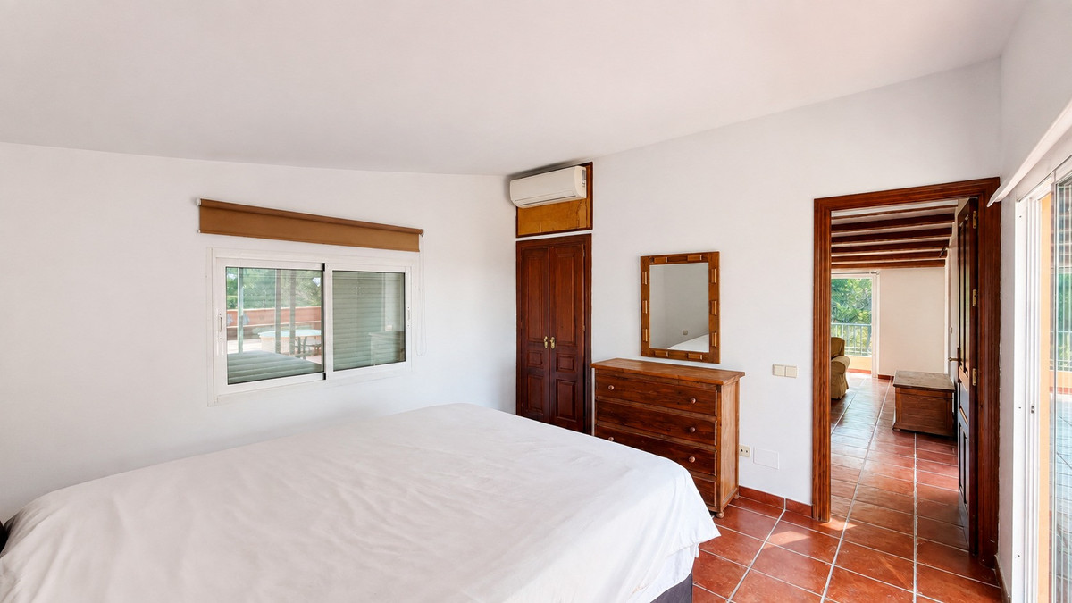 Appartement te koop in Estepona | 4 slaapkamers H5482792