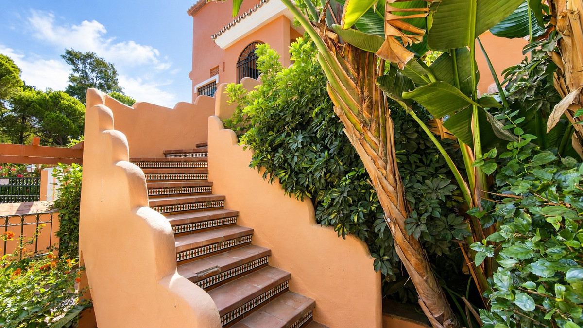 Appartement te koop in Estepona | 4 slaapkamers H5482792