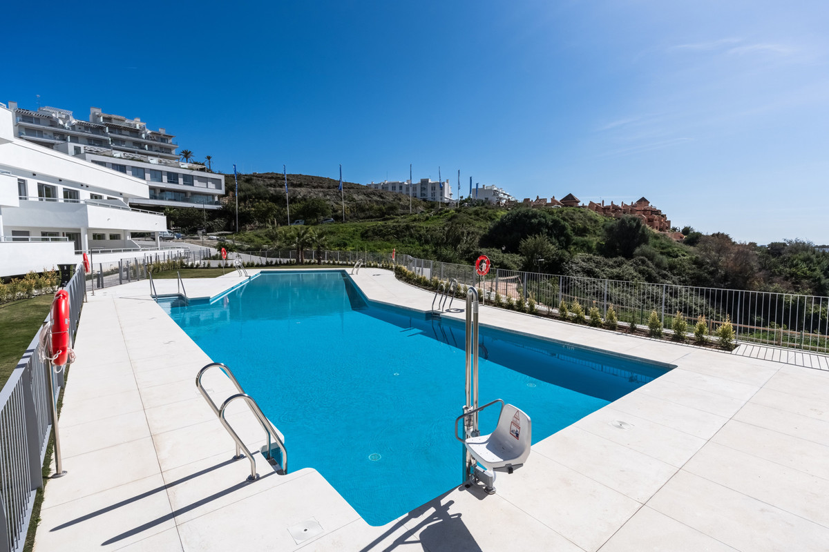 Appartement te koop in Estepona | 2 slaapkamers H5482825
