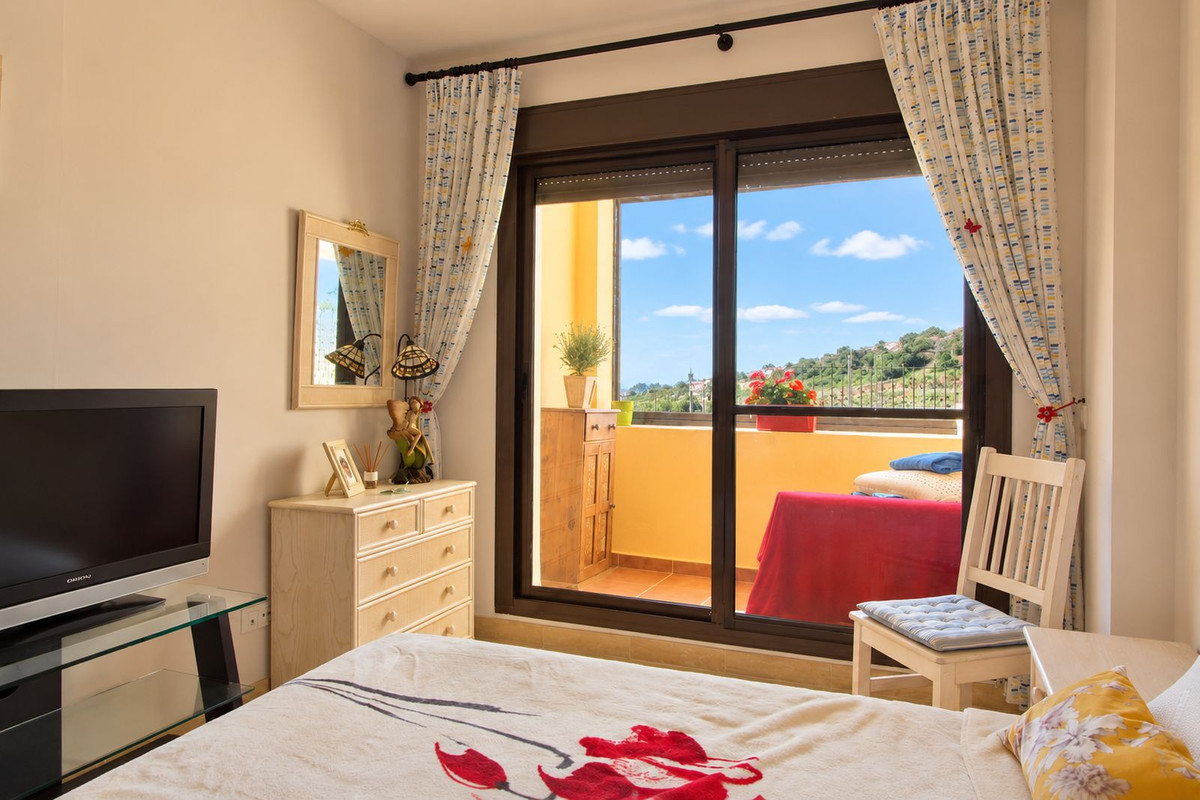 Appartement te koop in Estepona | 3 slaapkamers H5485795