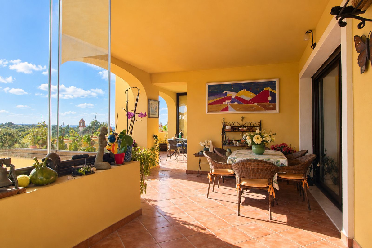 Appartement te koop in Estepona | 3 slaapkamers H5485795