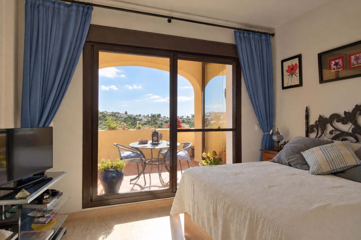 Appartement te koop in Estepona | 3 slaapkamers H5485795