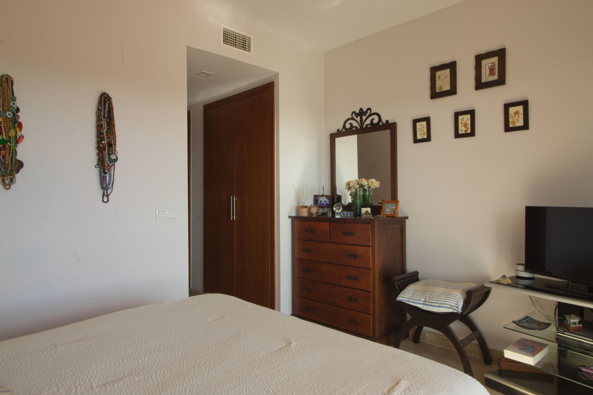 Appartement te koop in Estepona | 3 slaapkamers H5485795
