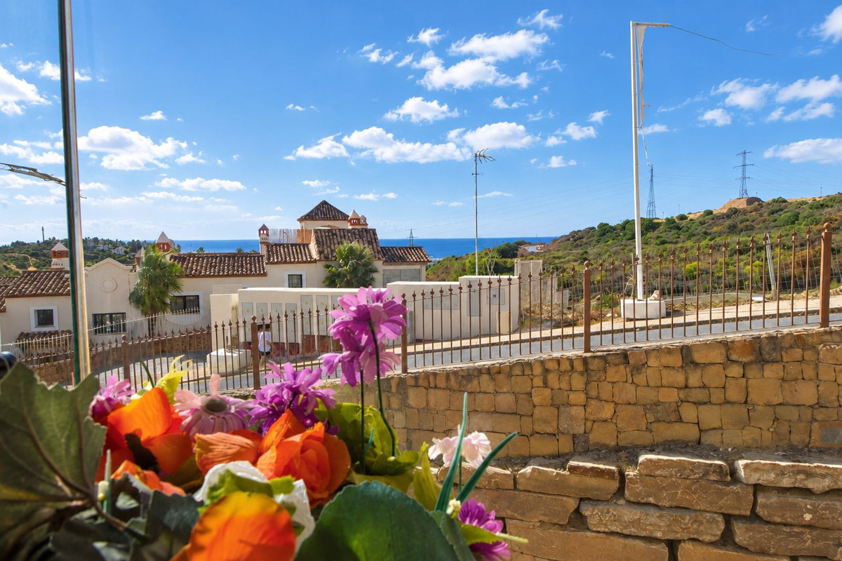 Appartement te koop in Estepona | 3 slaapkamers H5485795