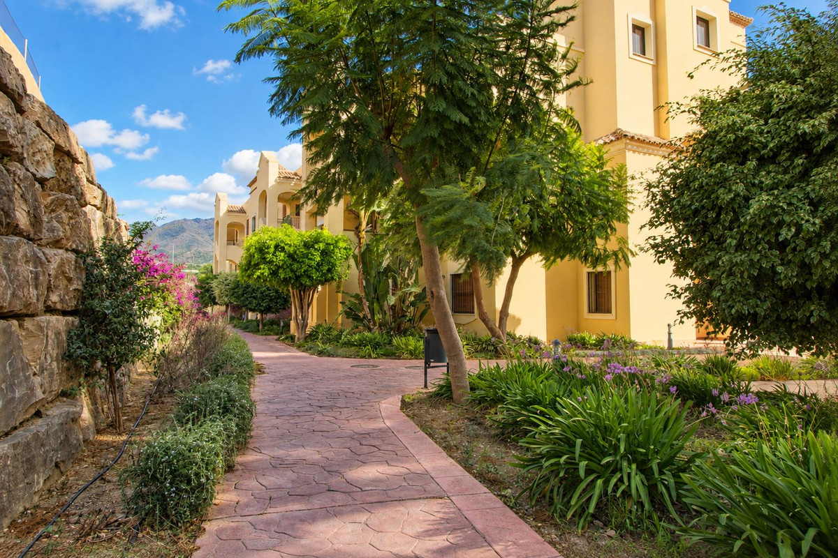 Appartement te koop in Estepona | 3 slaapkamers H5485795