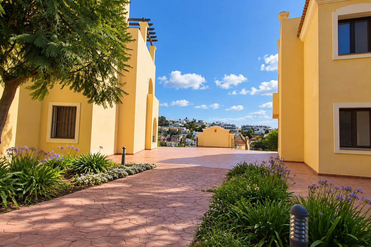 Appartement te koop in Estepona | 3 slaapkamers H5485795