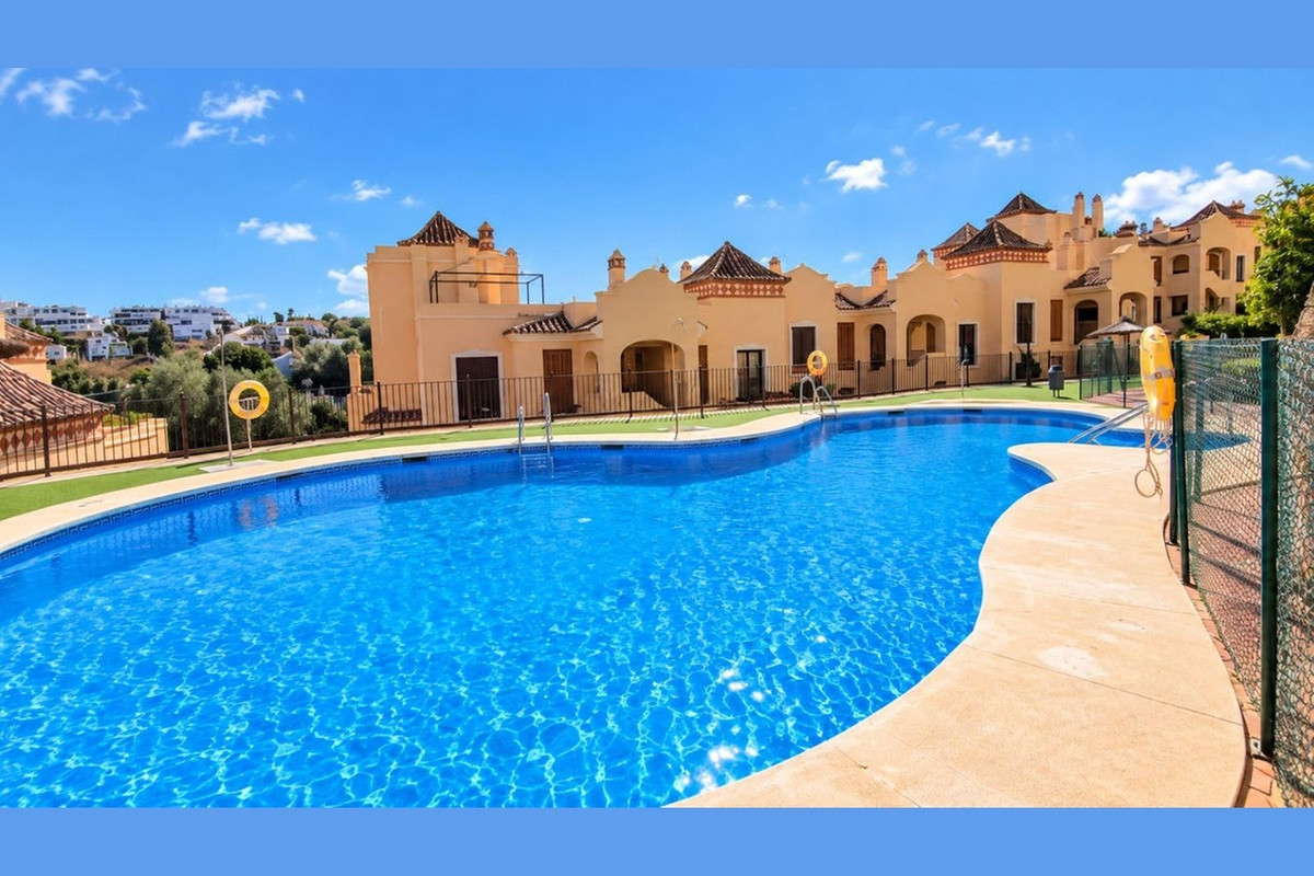 Appartement te koop in Estepona | 3 slaapkamers H5485795