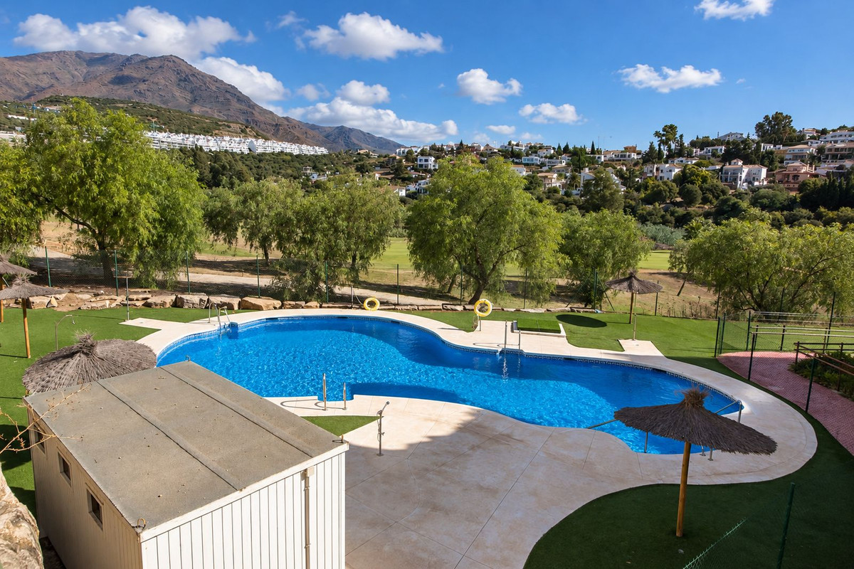 Appartement te koop in Estepona | 3 slaapkamers H5485795