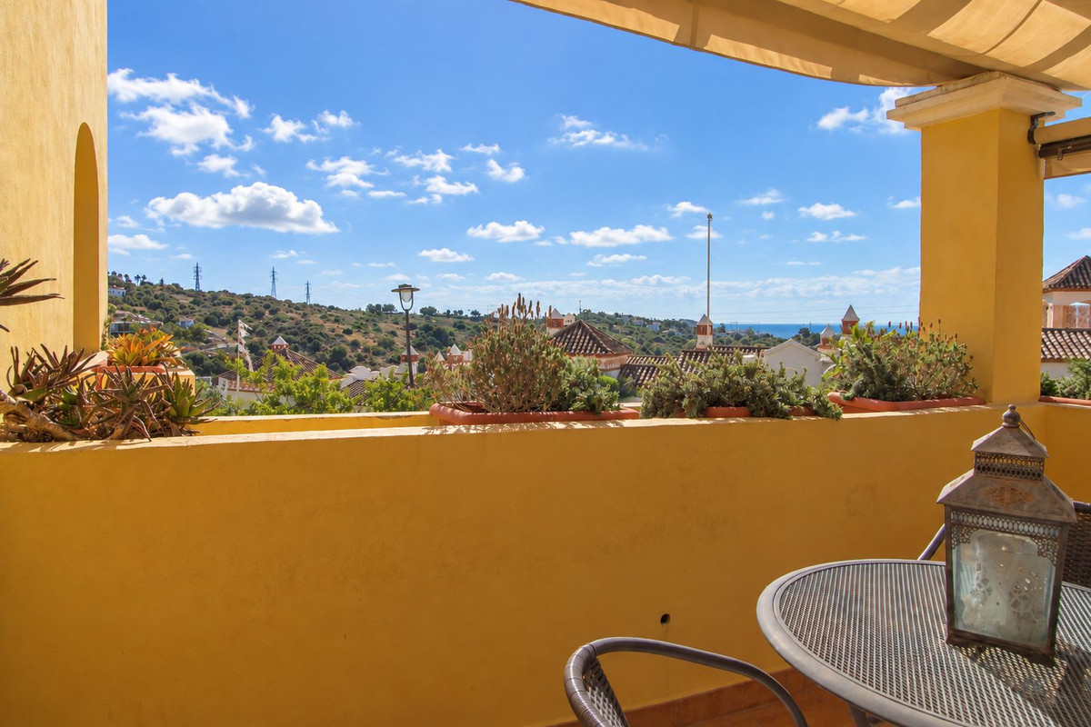 Appartement te koop in Estepona | 3 slaapkamers H5485795