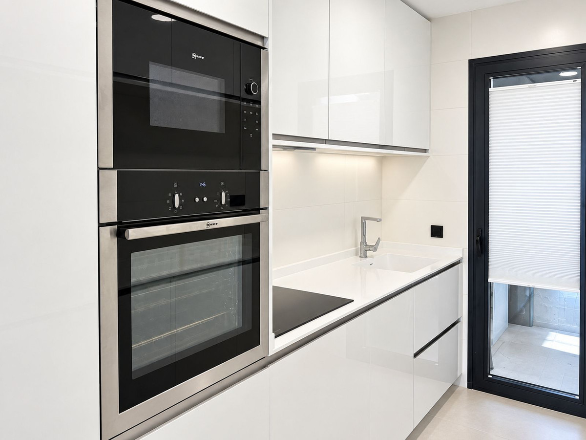 Appartement te koop in Estepona | 2 slaapkamers H5486014