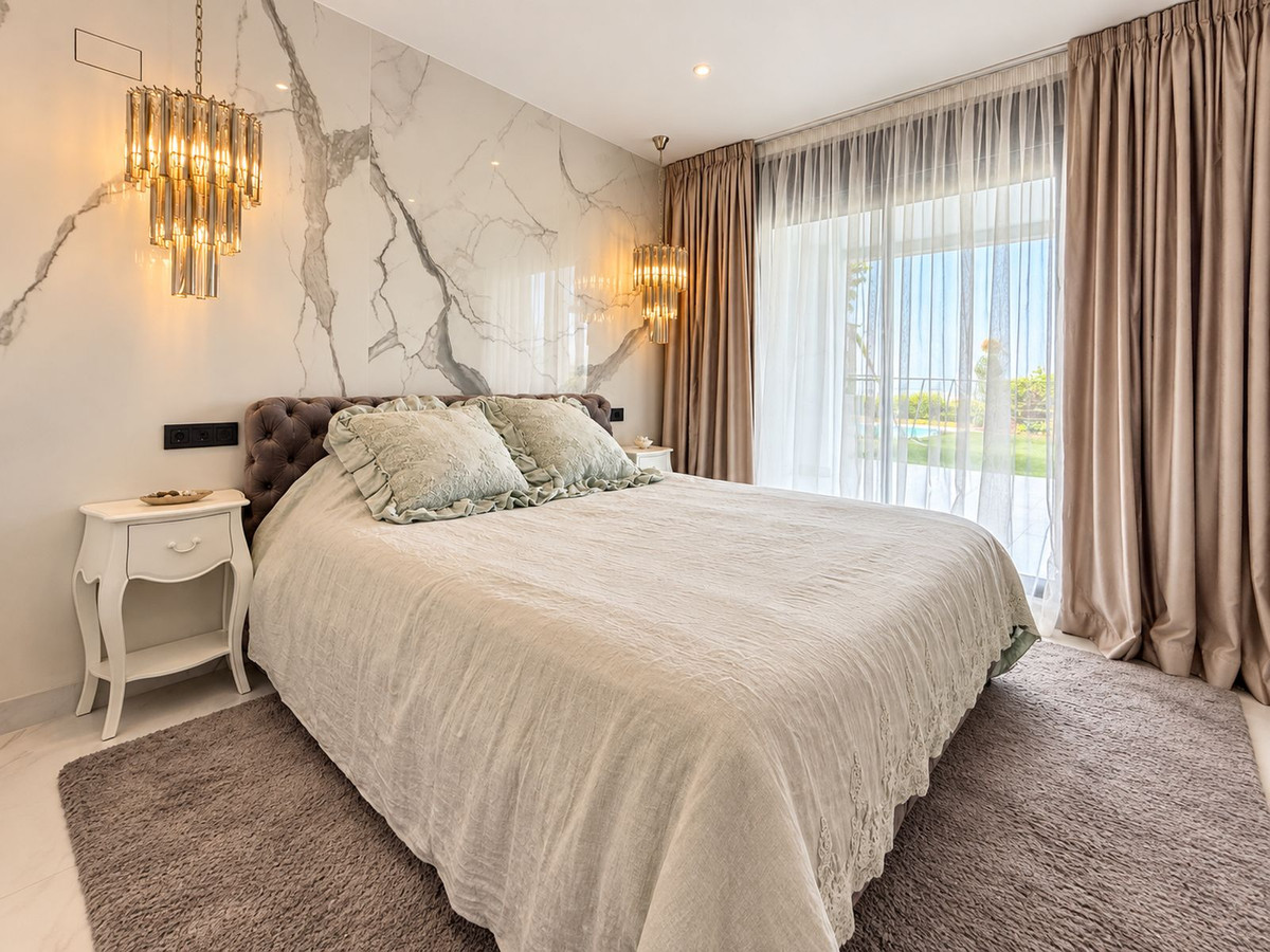Appartement te koop in Estepona | 2 slaapkamers H5486014