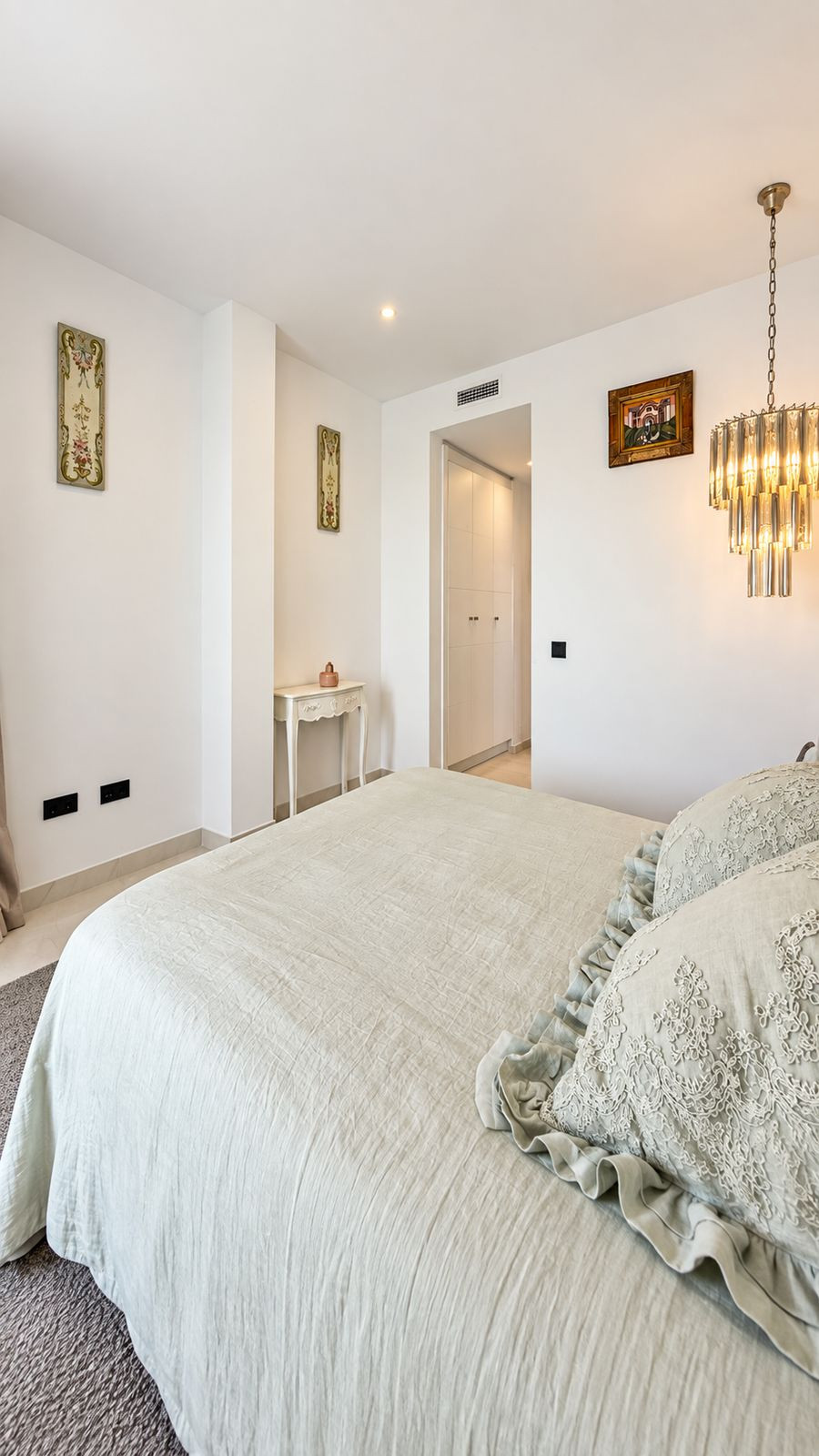 Appartement te koop in Estepona | 2 slaapkamers H5486014