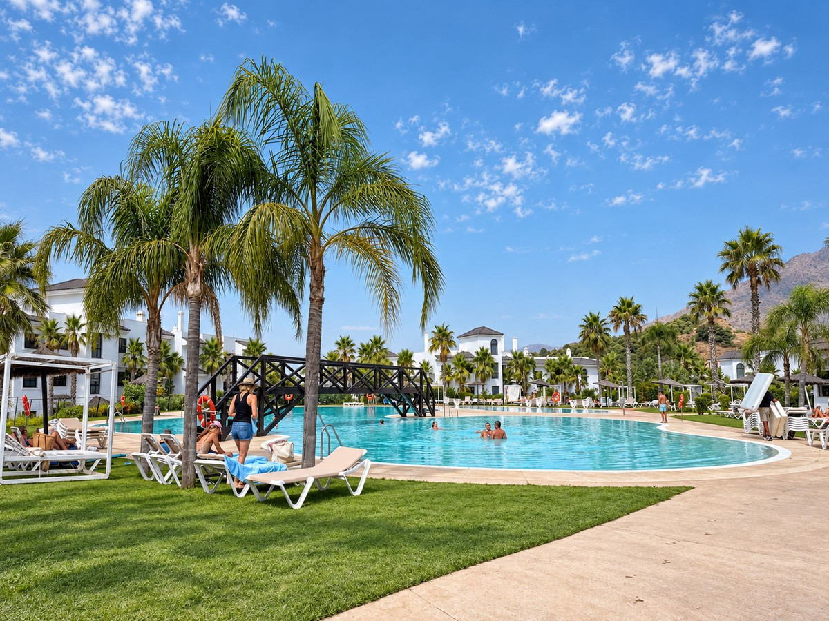 Appartement te koop in Estepona | 2 slaapkamers H5486014