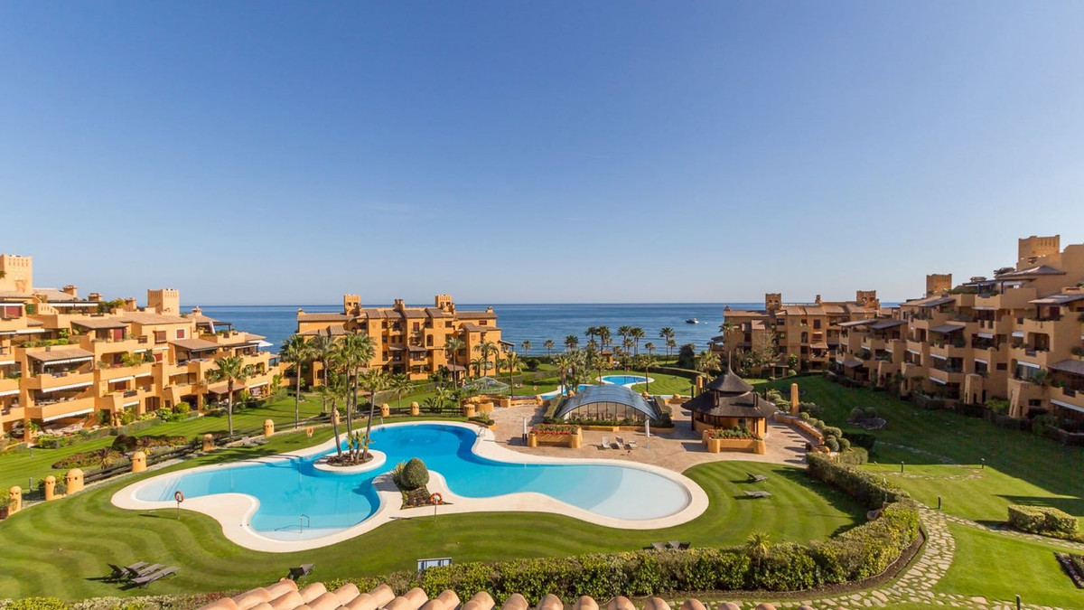 Appartement te koop in Estepona | 3 slaapkamers H5486017