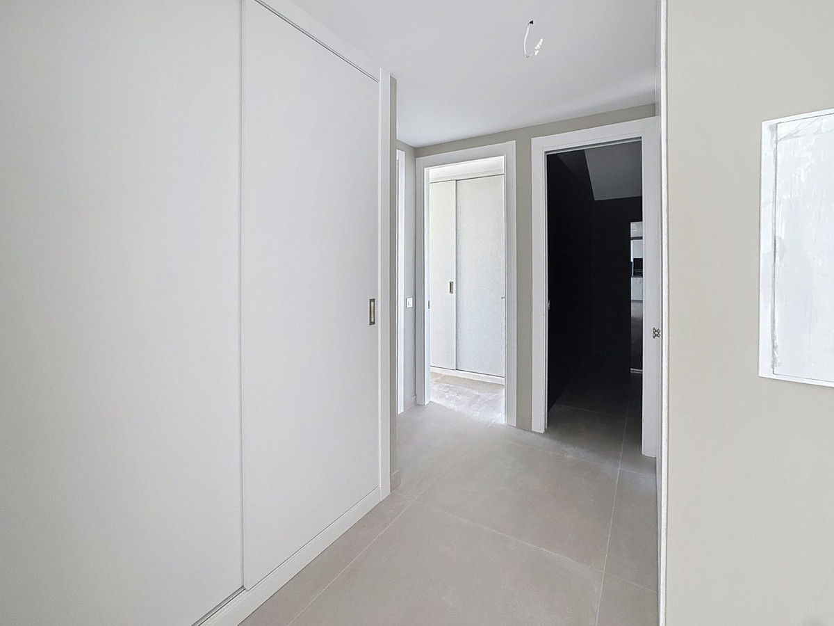 Appartement te koop in Estepona | 2 slaapkamers H5486242