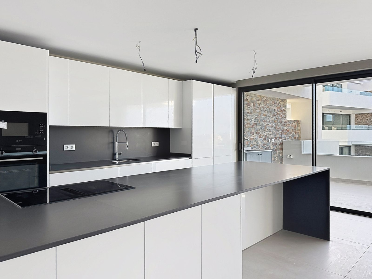 Appartement te koop in Estepona | 2 slaapkamers H5486242