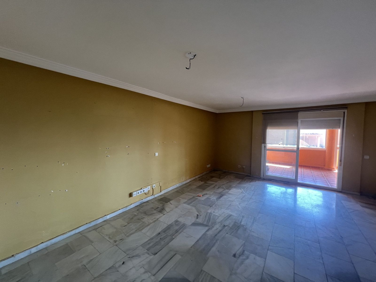 Appartement te koop in Estepona | 3 slaapkamers H5486611