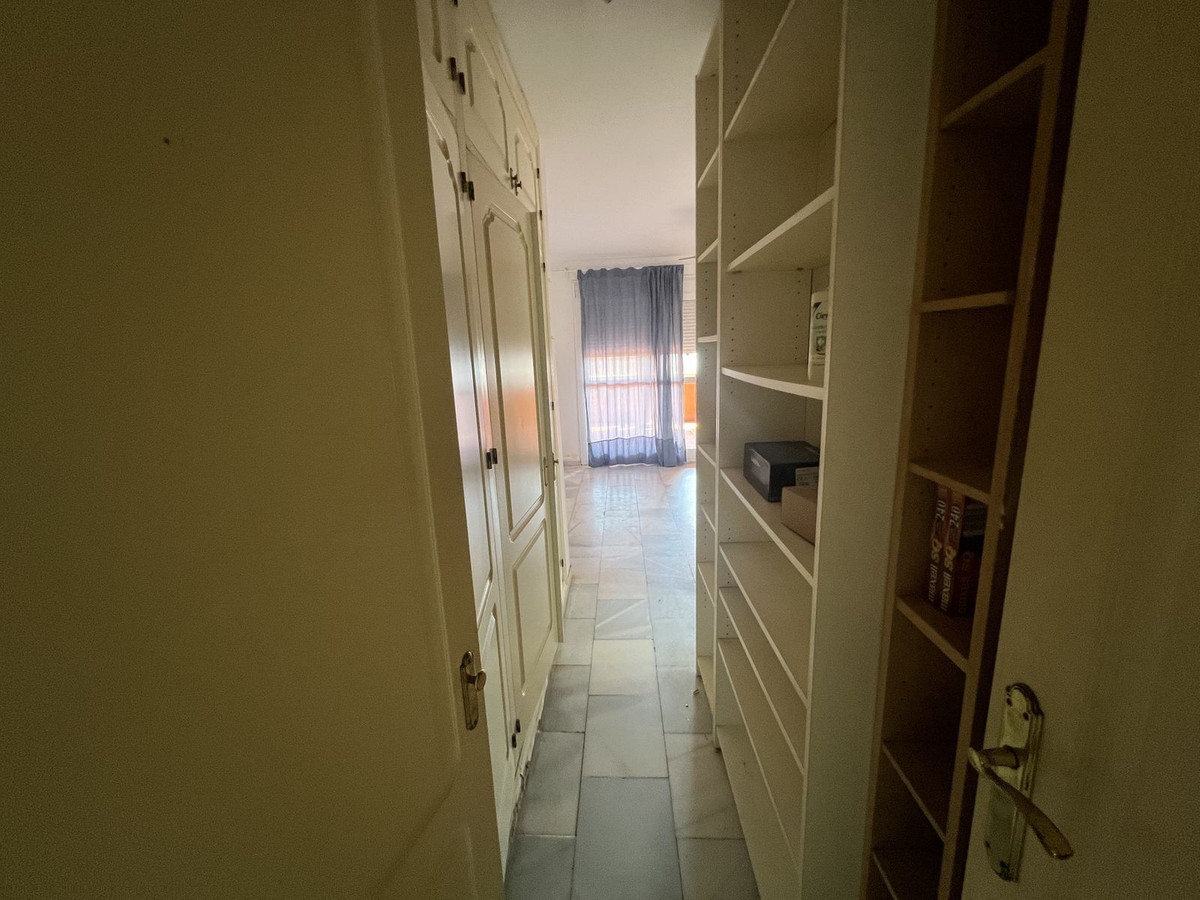 Appartement te koop in Estepona | 3 slaapkamers H5486611
