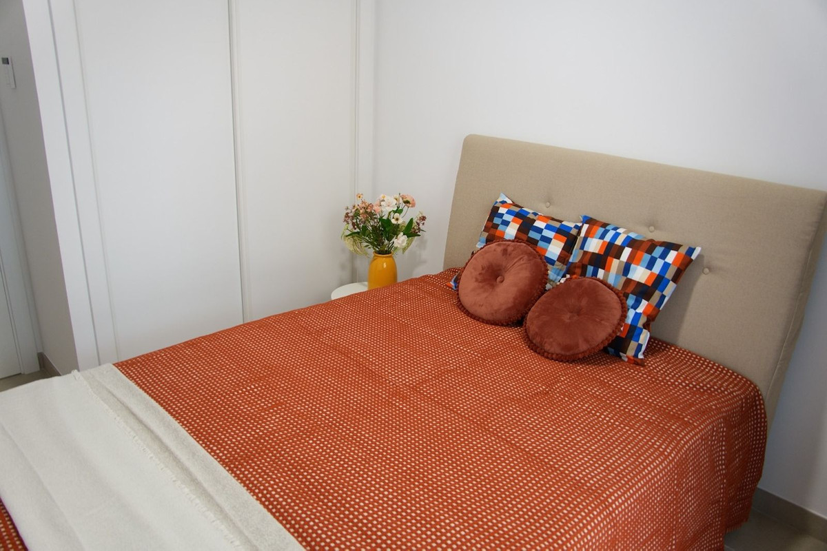 Appartement te koop in Estepona | 2 slaapkamers H5486614
