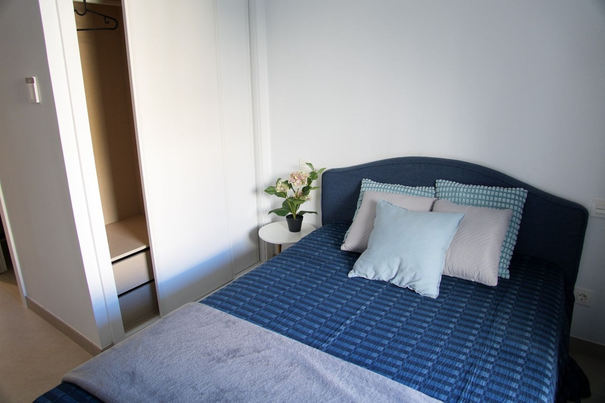 Appartement te koop in Estepona | 2 slaapkamers H5486614