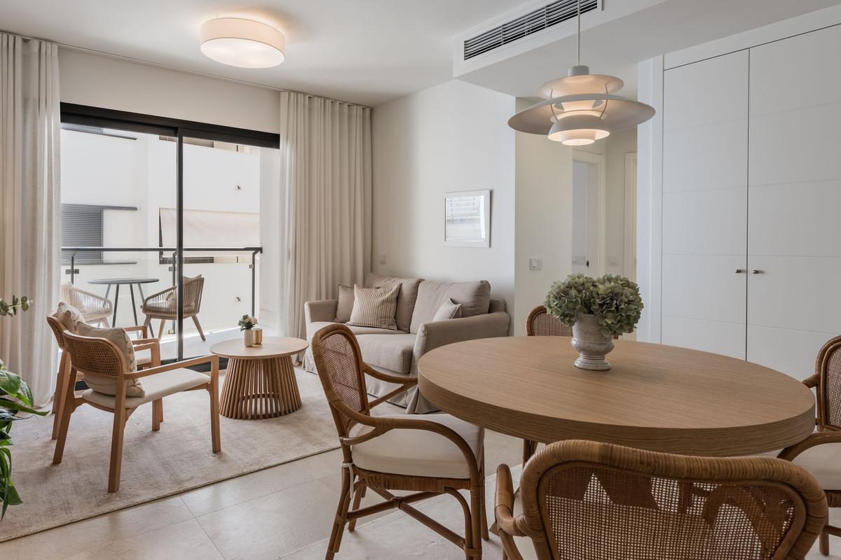 Appartement te koop in Estepona | 2 slaapkamers H5486710