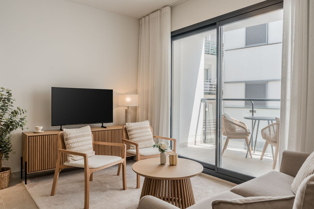 Appartement te koop in Estepona | 2 slaapkamers H5486710