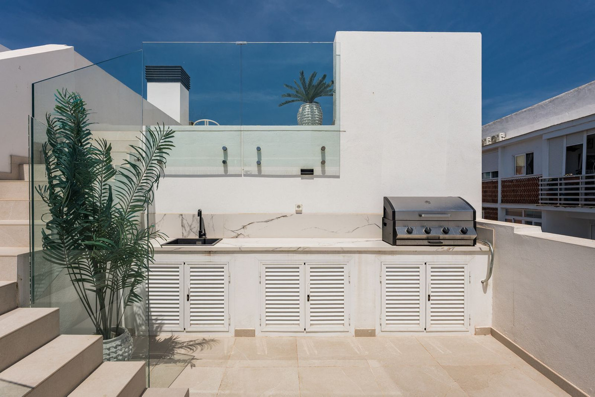 Appartement te koop in Estepona | 2 slaapkamers H5486710
