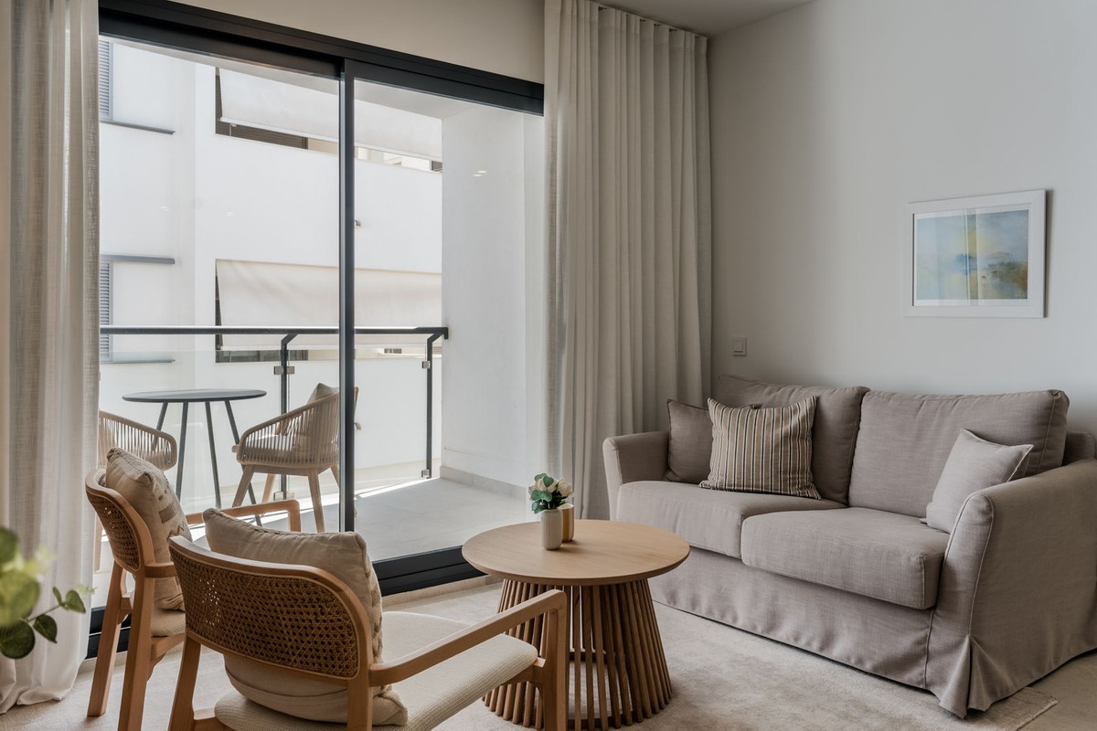 Appartement te koop in Estepona | 2 slaapkamers H5486710
