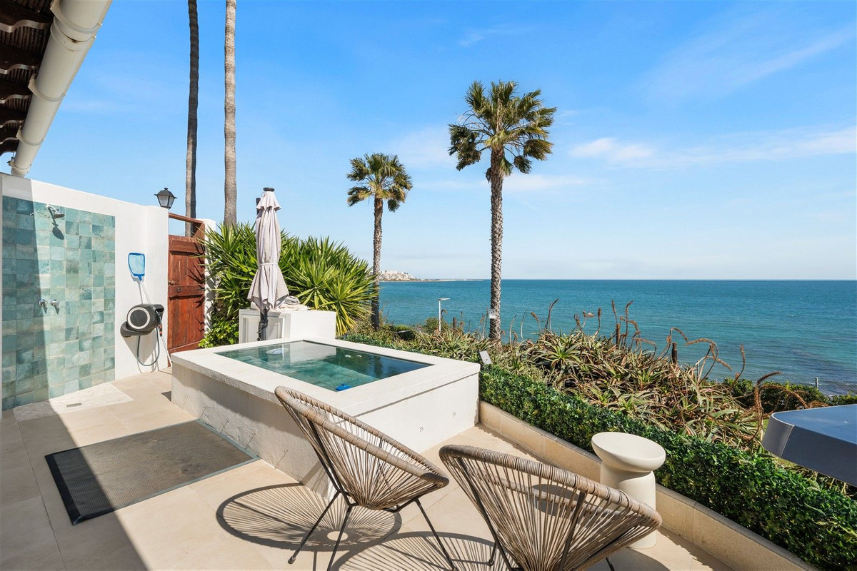 Huis te koop in Estepona | 4 slaapkamers H5487430