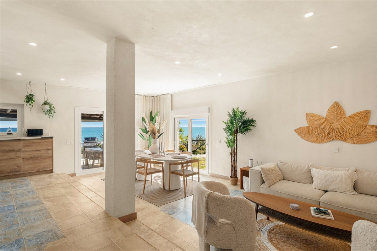 Huis te koop in Estepona | 4 slaapkamers H5487430