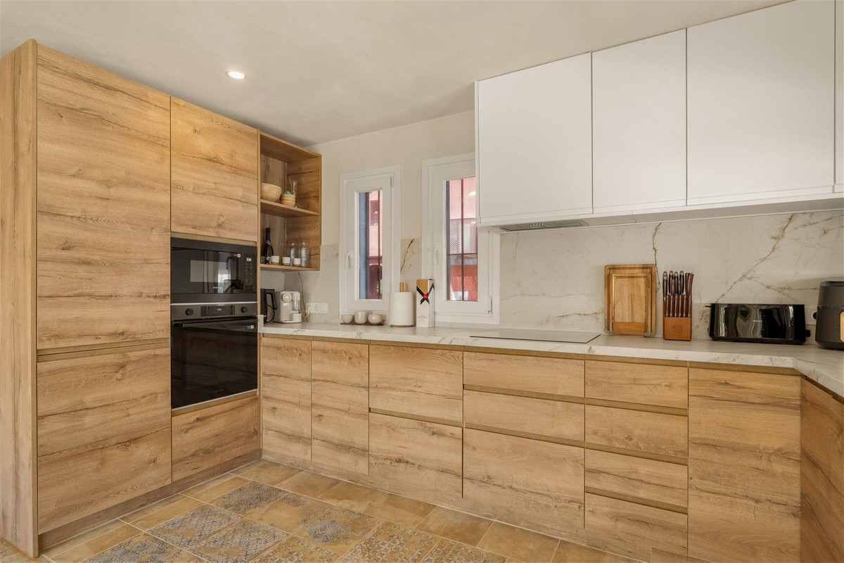Huis te koop in Estepona | 4 slaapkamers H5487430