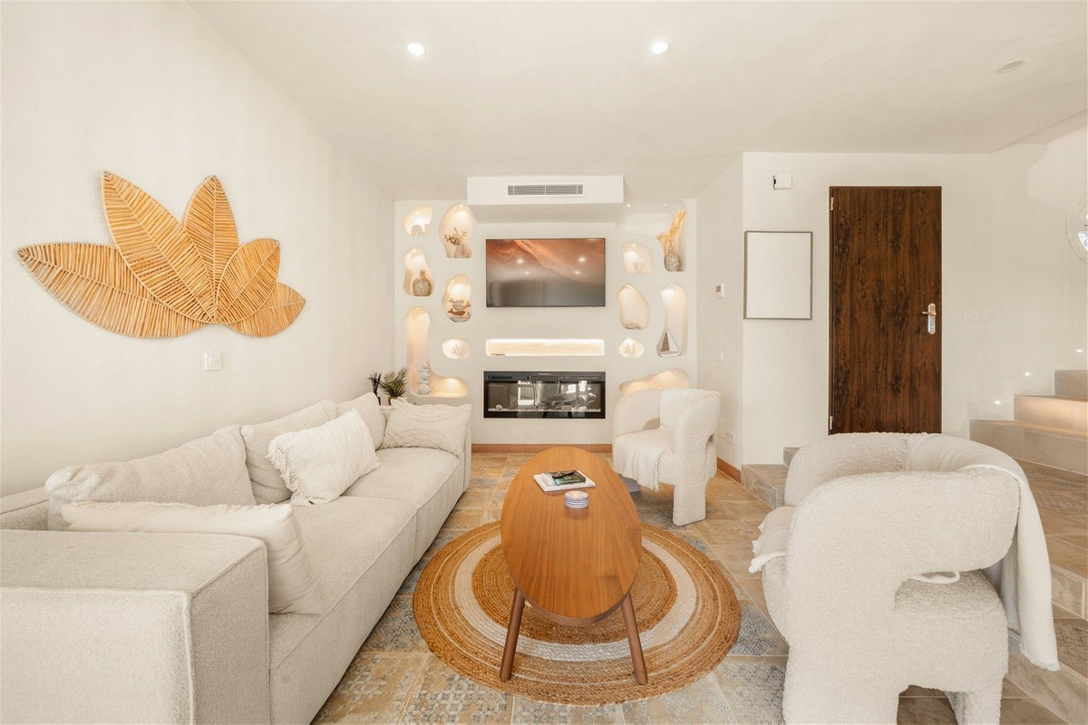 Huis te koop in Estepona | 4 slaapkamers H5487430