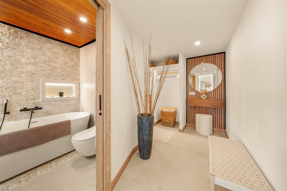 Huis te koop in Estepona | 4 slaapkamers H5487430