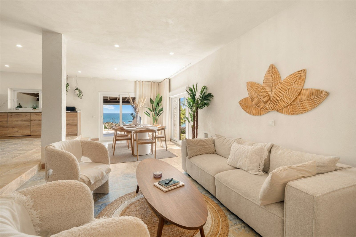 Huis te koop in Estepona | 4 slaapkamers H5487430