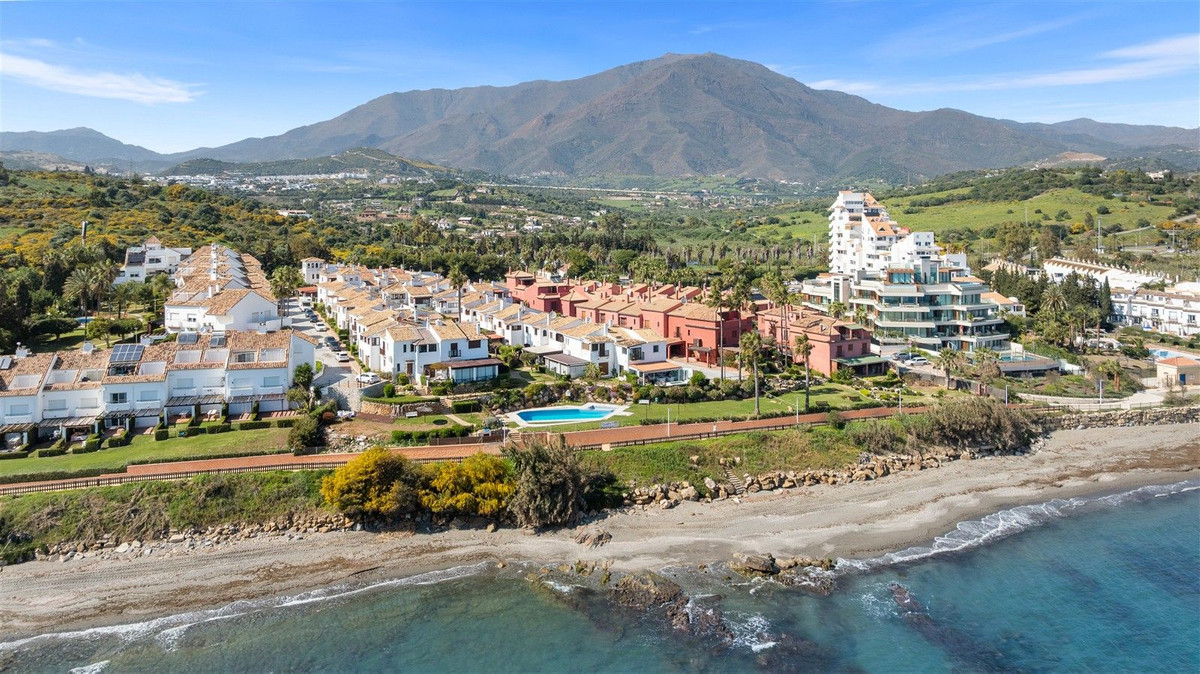 Huis te koop in Estepona | 4 slaapkamers H5487430