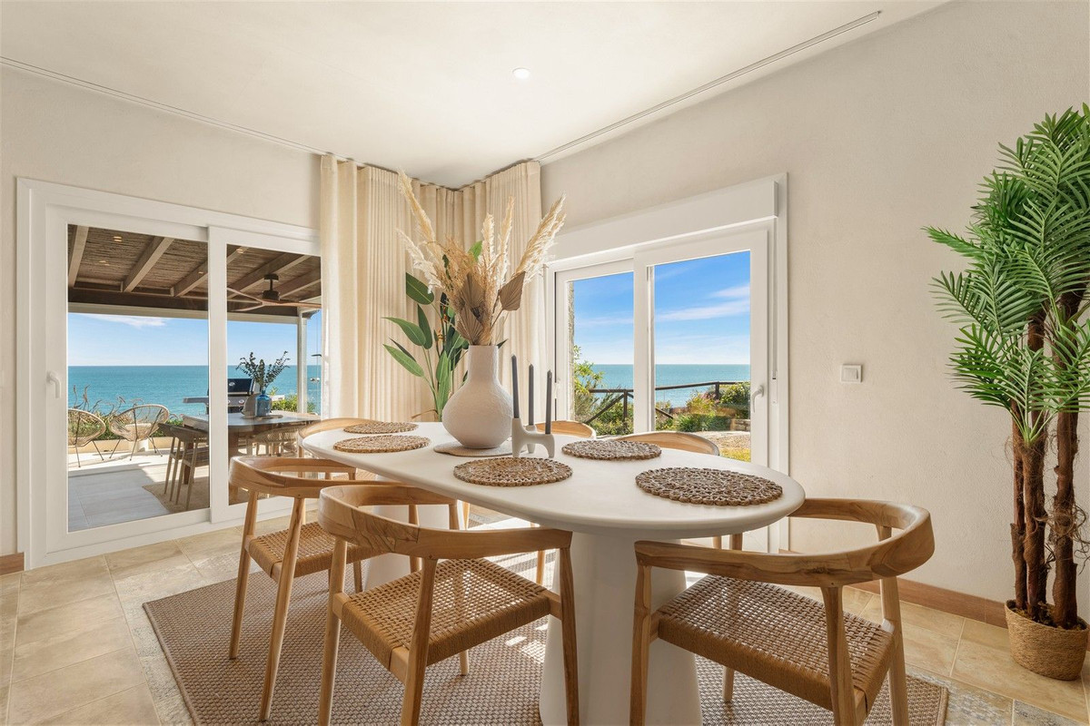 Huis te koop in Estepona | 4 slaapkamers H5487430