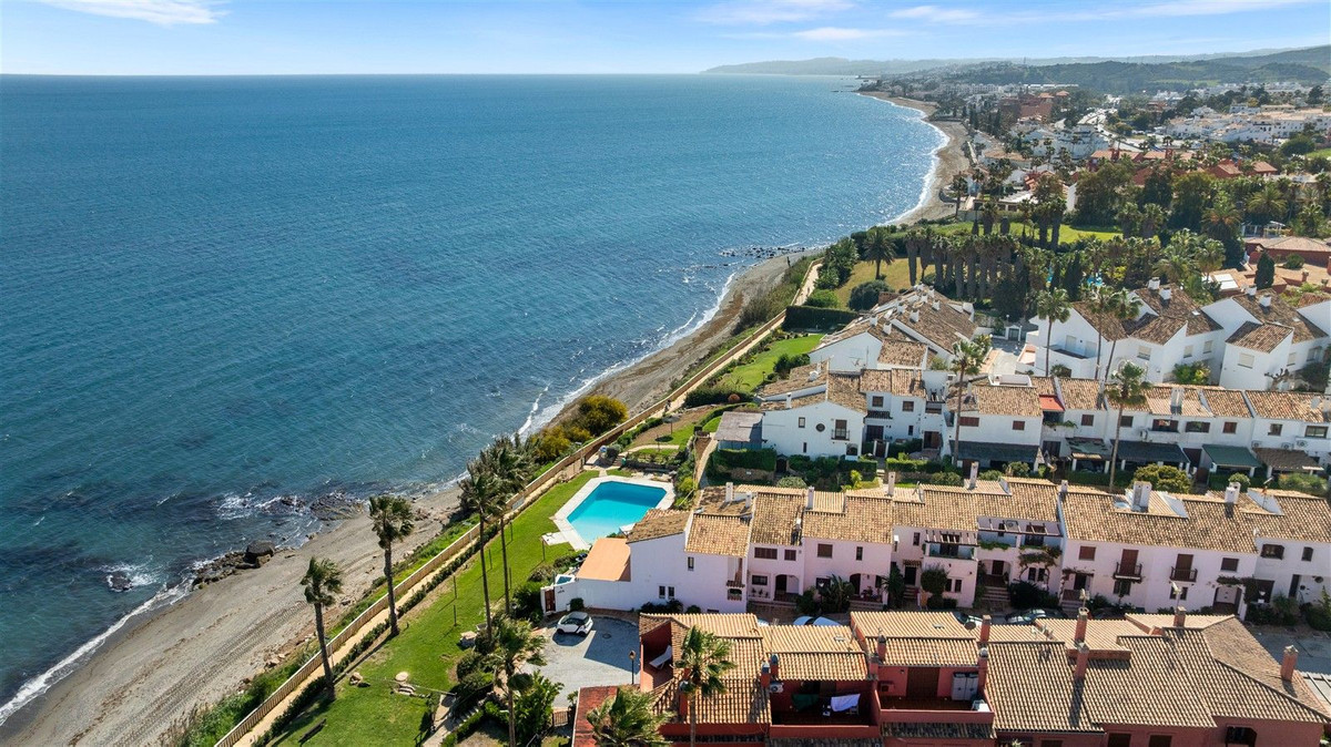 Huis te koop in Estepona | 4 slaapkamers H5487430