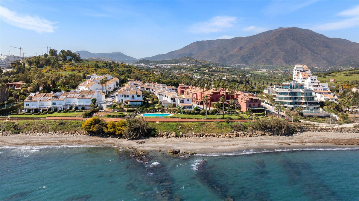 Huis te koop in Estepona | 4 slaapkamers H5487430