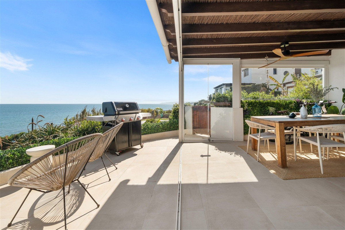 Huis te koop in Estepona | 4 slaapkamers H5487430