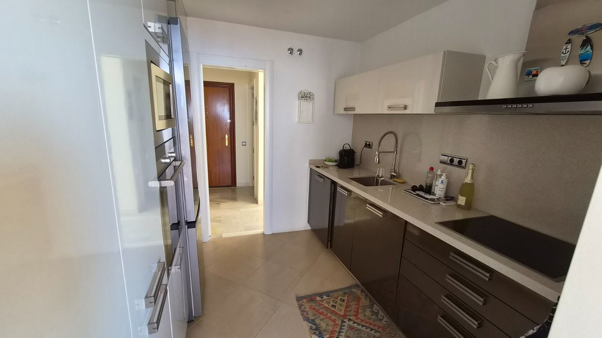Appartement te koop in Estepona | 2 slaapkamers H5487679