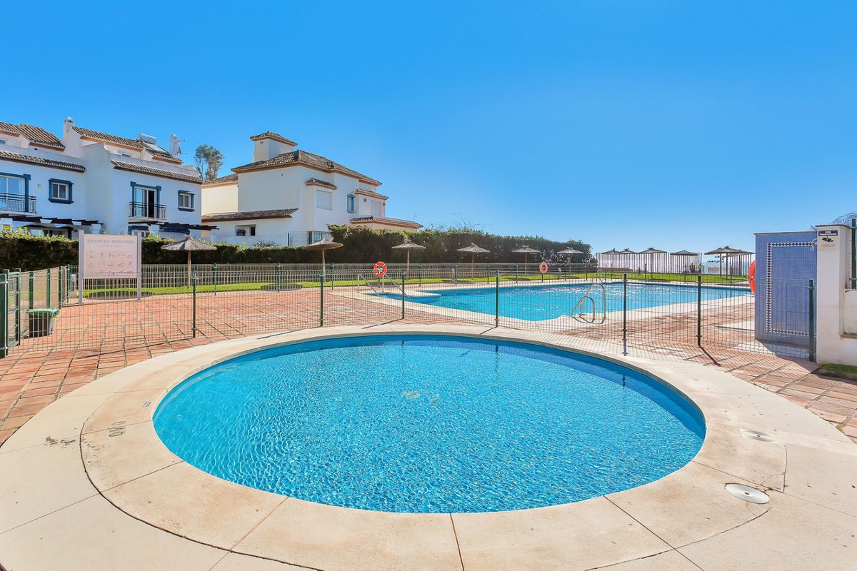 Appartement te koop in Estepona | 2 slaapkamers H5487679