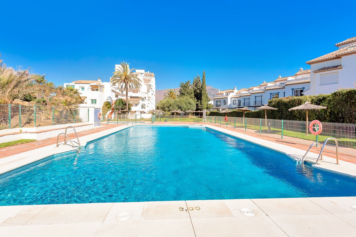 Appartement te koop in Estepona | 2 slaapkamers H5487679