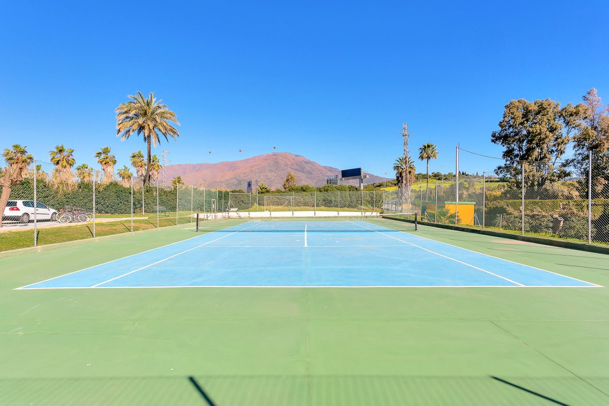 Appartement te koop in Estepona | 2 slaapkamers H5487679