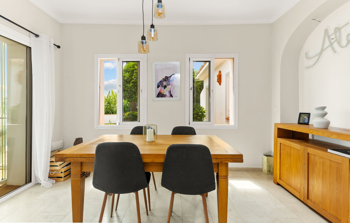 Appartement te koop in Estepona | 3 slaapkamers H5487784