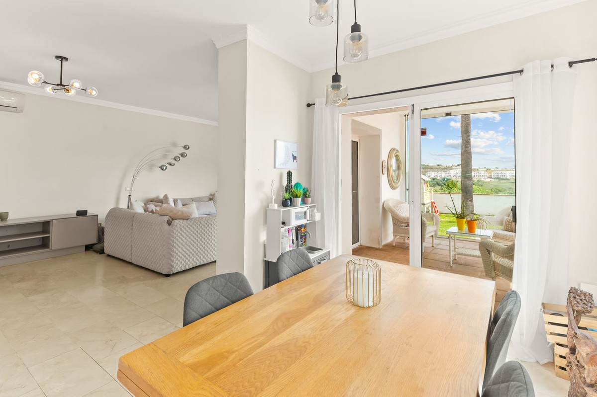Appartement te koop in Estepona | 3 slaapkamers H5487784